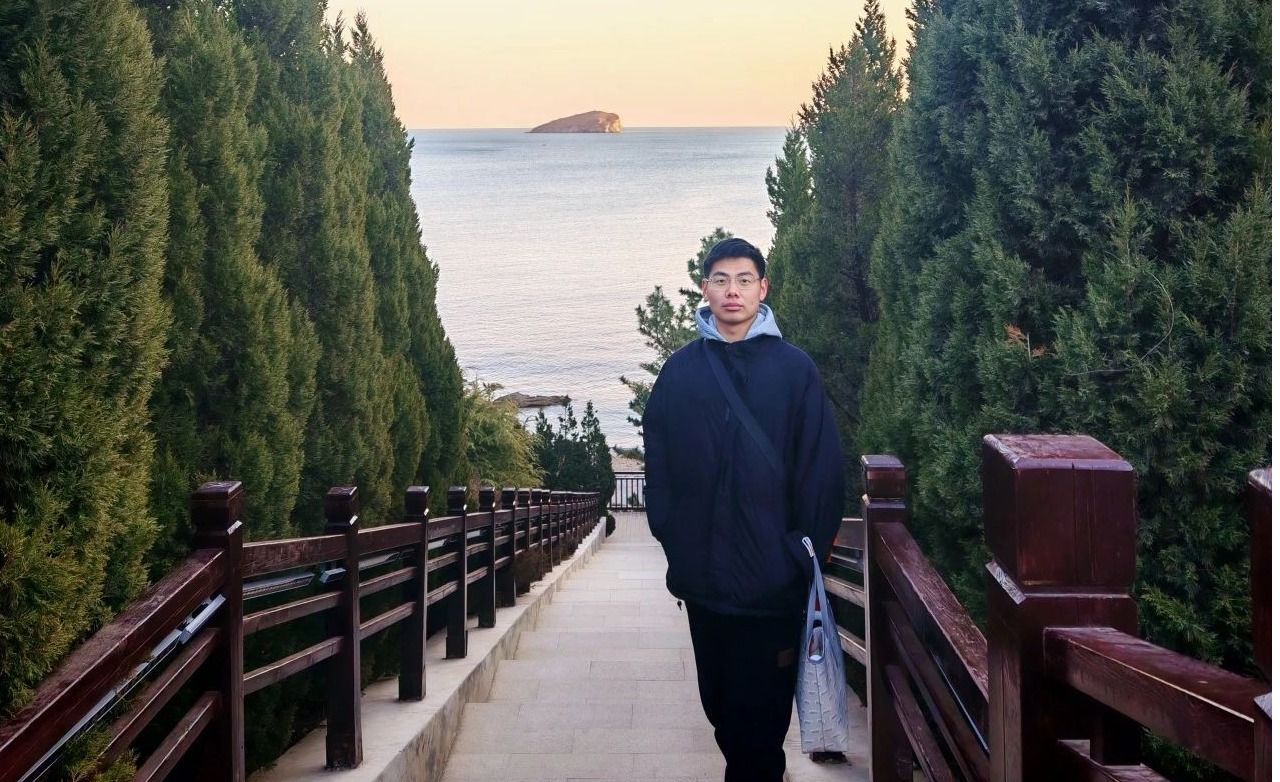 优秀毕业生胡浩：“当你成功突破重重阻碍后，未来的路将更加开阔！”